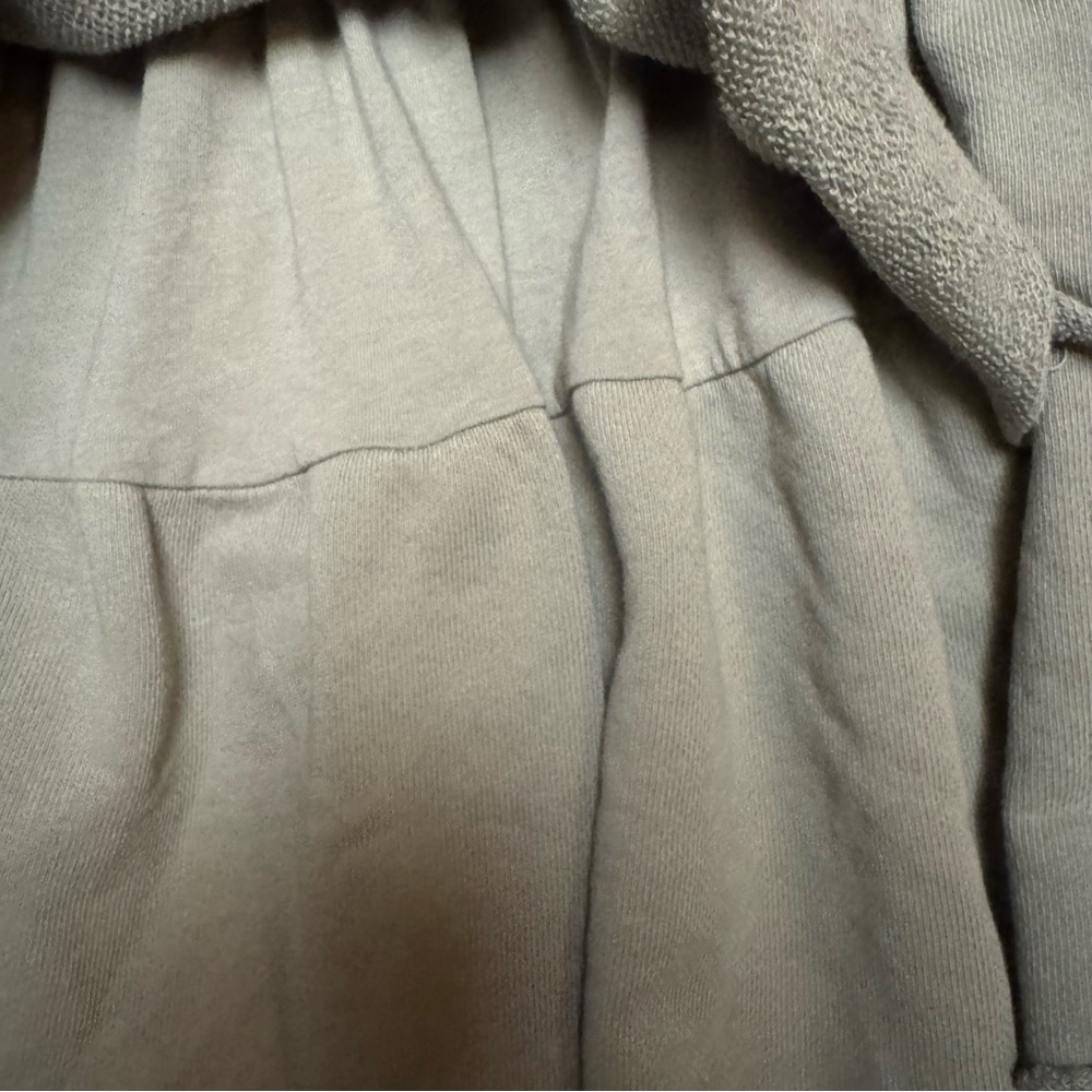 Aerie tiered Sage Green Skirt - Picture 2 of 5